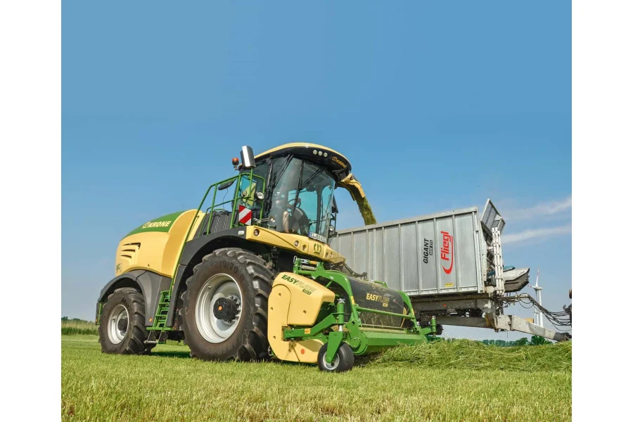 Кормозбиральний комбайн KRONE BiG X 630
