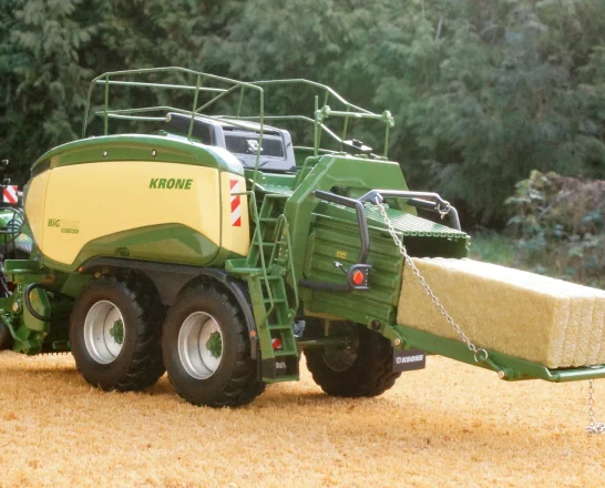 KRONE BiG Pack 4x4 HDP II