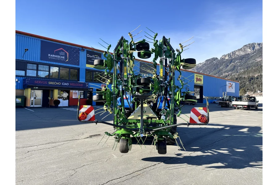 Ворушилка KRONE Vendro 1020
