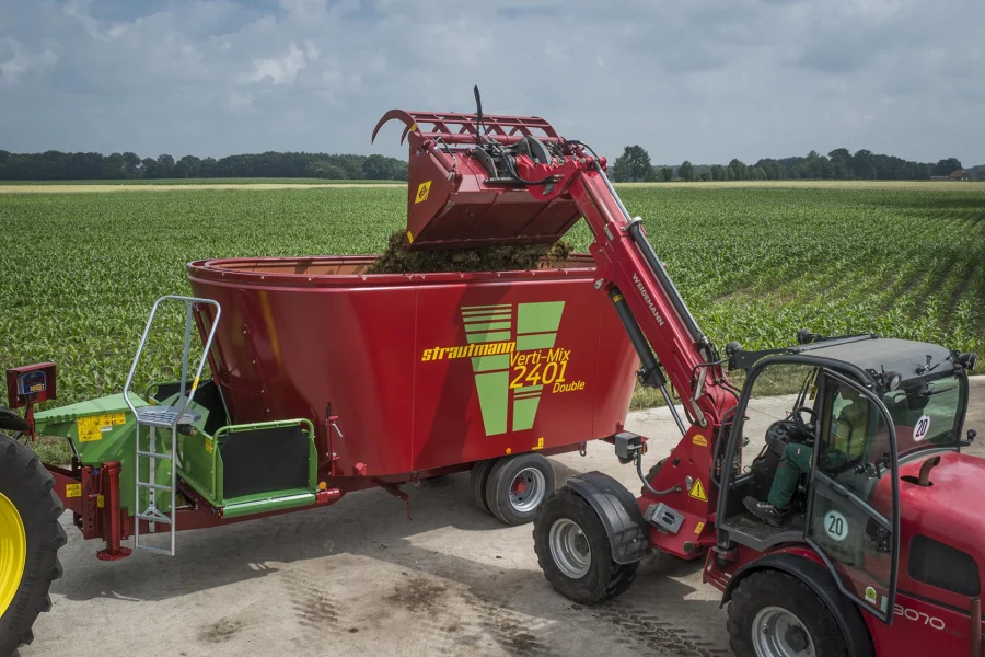 Кормороздавач STRAUTMANN Verti-Mix Double 1501 K
