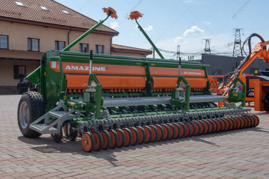 Механическая зерновая сеялка AMAZONE D9 4000