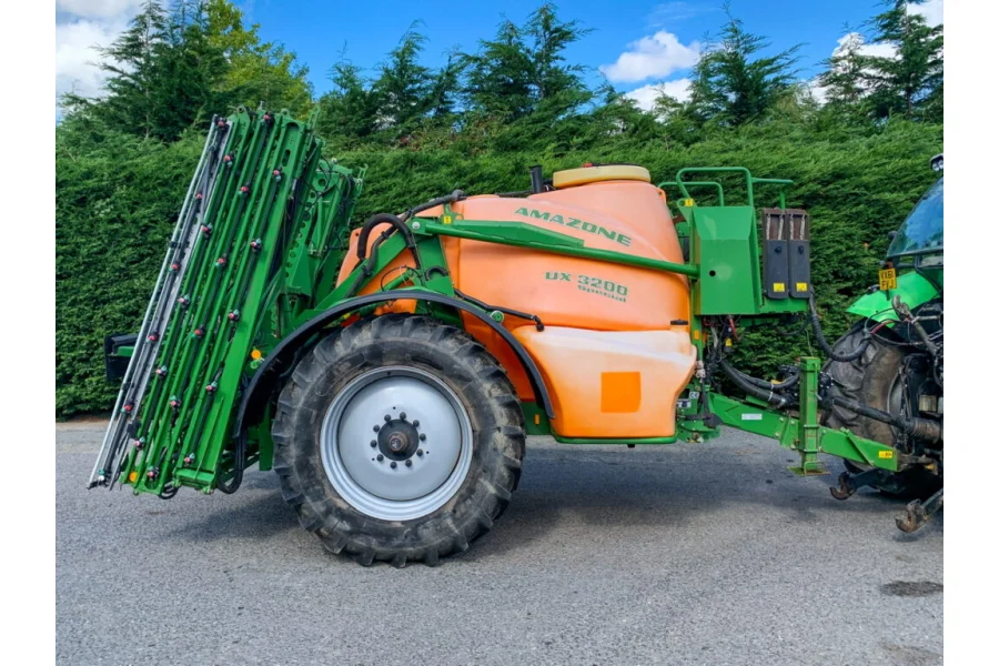 AMAZONE UX 3200 Special