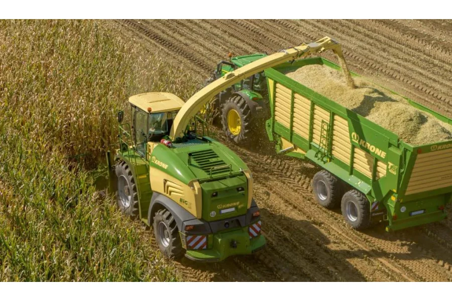 Кормозбиральний комбайн KRONE BiG X 530