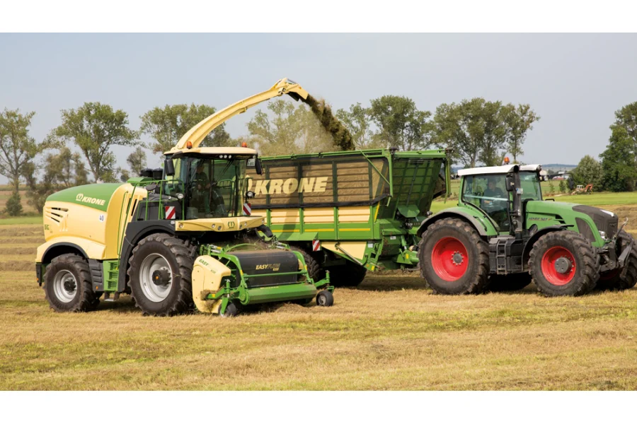 Кормозбиральний комбайн KRONE BiG X 680